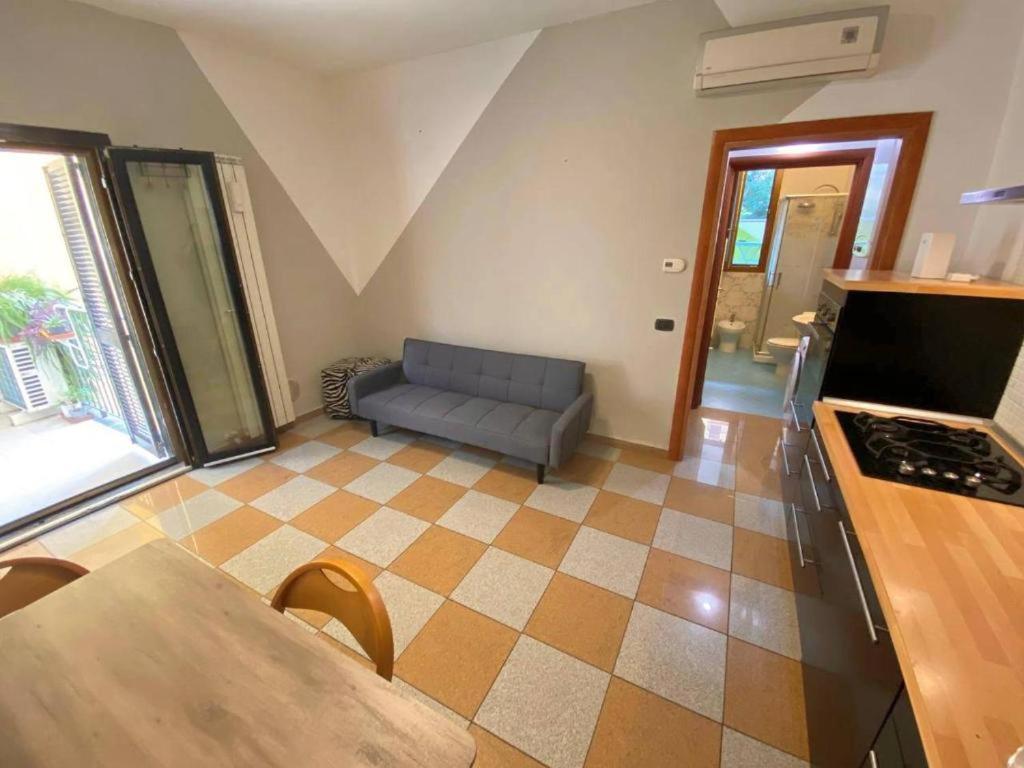 Conte Rosso House, Con Doppia Terrazza In Coorte Tranquilla A Due Passi Da Stazione E Metropolitana Lambrate Leilighet Milano Eksteriør bilde