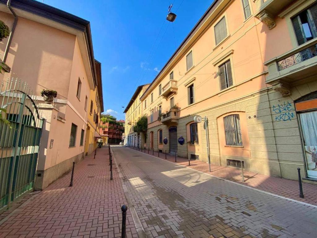 Conte Rosso House, Con Doppia Terrazza In Coorte Tranquilla A Due Passi Da Stazione E Metropolitana Lambrate Leilighet Milano Eksteriør bilde