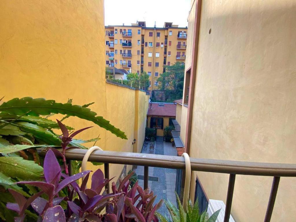 Conte Rosso House, Con Doppia Terrazza In Coorte Tranquilla A Due Passi Da Stazione E Metropolitana Lambrate Leilighet Milano Eksteriør bilde
